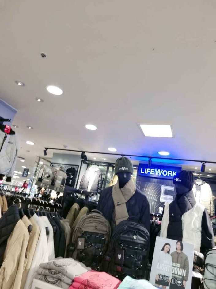 Lifework – Newcore Pyeongchon Branch [Tax Refund Shop] (라이프워크 뉴코아 평촌)