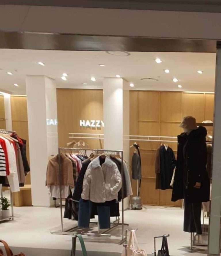 Hazzys [Tax Refund Shop] (헤지스)