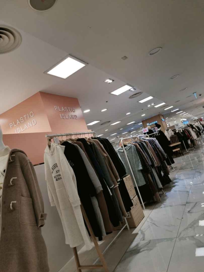 Plastic Island – Newcore Pyeongchon Branch [Tax Refund Shop] (플라스틱아일랜드 뉴코아 평촌)