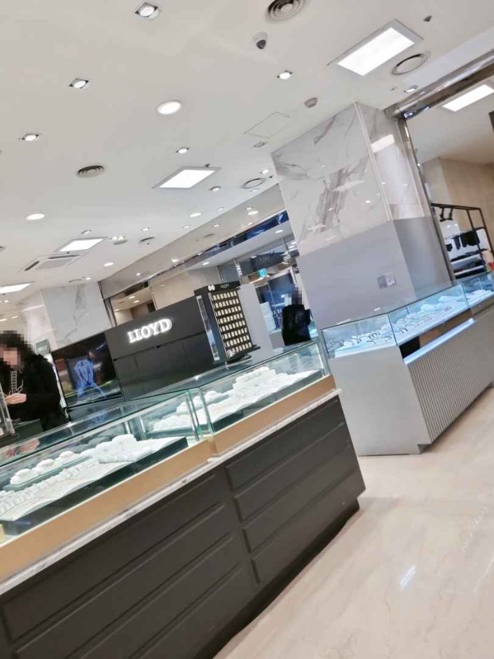 Lloyd – Newcore Pyeongchon Branch [Tax Refund Shop] (로이드 뉴코아 평촌)