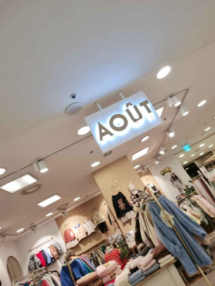 Aout – Newcore Pyeongchon Branch [Tax Refund Shop] (우트 뉴코아 평촌)