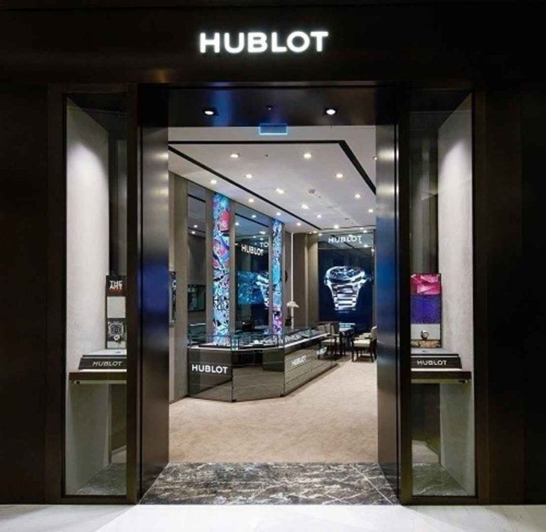 MyungBo Inc – Lotte Avenuel Branch [Tax Refund Shop] (명보아이앤씨 에비뉴엘)