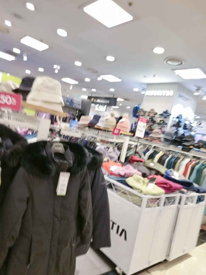 Mountia – Newcore Sanbon Branch [Tax Refund Shop] (마운티아 뉴코아 산본점)