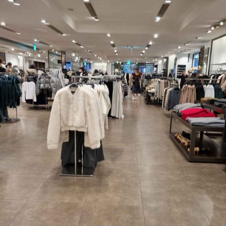 Zara [Tax Refund Shop] (자라)