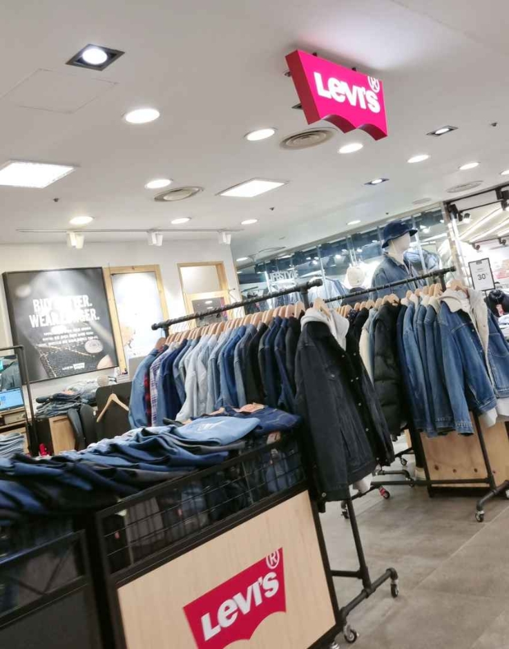 Levi’S – Newcore Pyeongchon Branch [Tax Refund Shop] (리바이스 뉴코아 평촌)