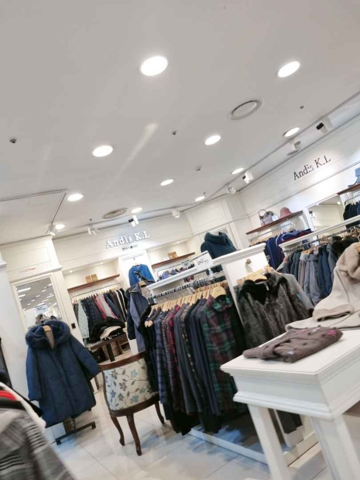 Andis.K.L – Newcore Pyeongchon Branch [Tax Refund Shop] (앤디스클라인 뉴코아 평촌)