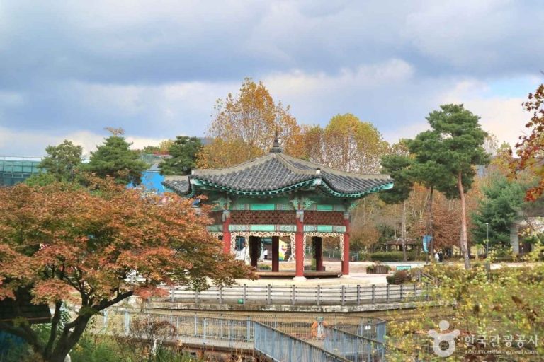 Seoul Children’s Grand Park (서울어린이대공원)