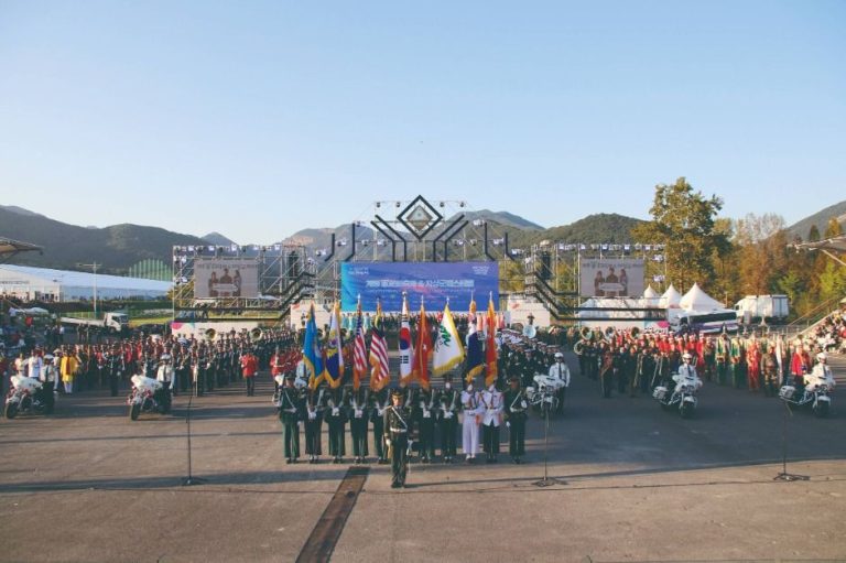 Gyeryong Military Culture Festival (계룡軍문화축제)