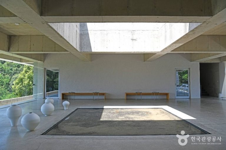 Trivium (트리비움)