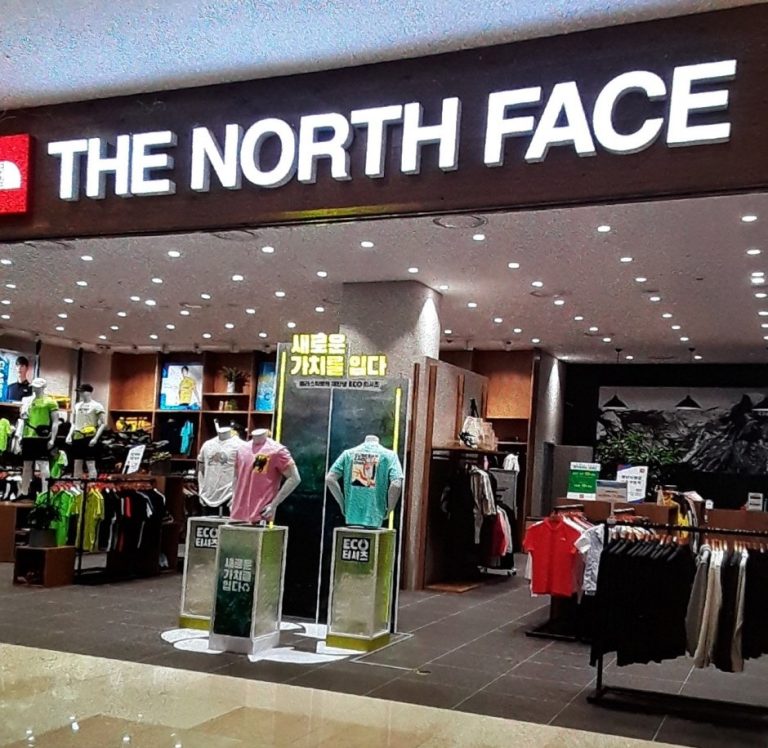 The North Face – TIMES SQUARE Branch [Tax Refund Shop] (노스페이스 타임스퀘어)
