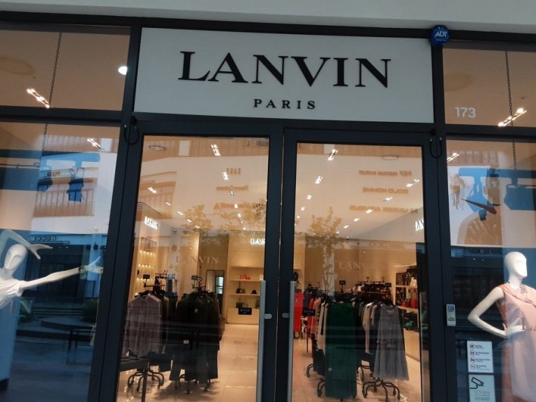 The Handsome Lanvin – Hyundai Gimpo Branch [Tax Refund Shop] (한섬 랑방 현대김포)