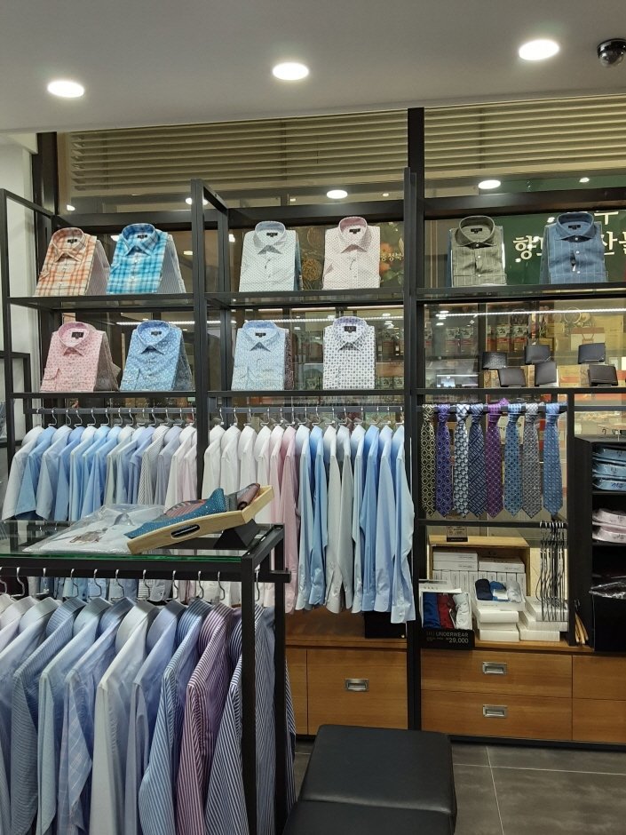 Daks Shirts – Lotte Paju Branch [Tax Refund Shop] (닥스셔츠 롯데파주)