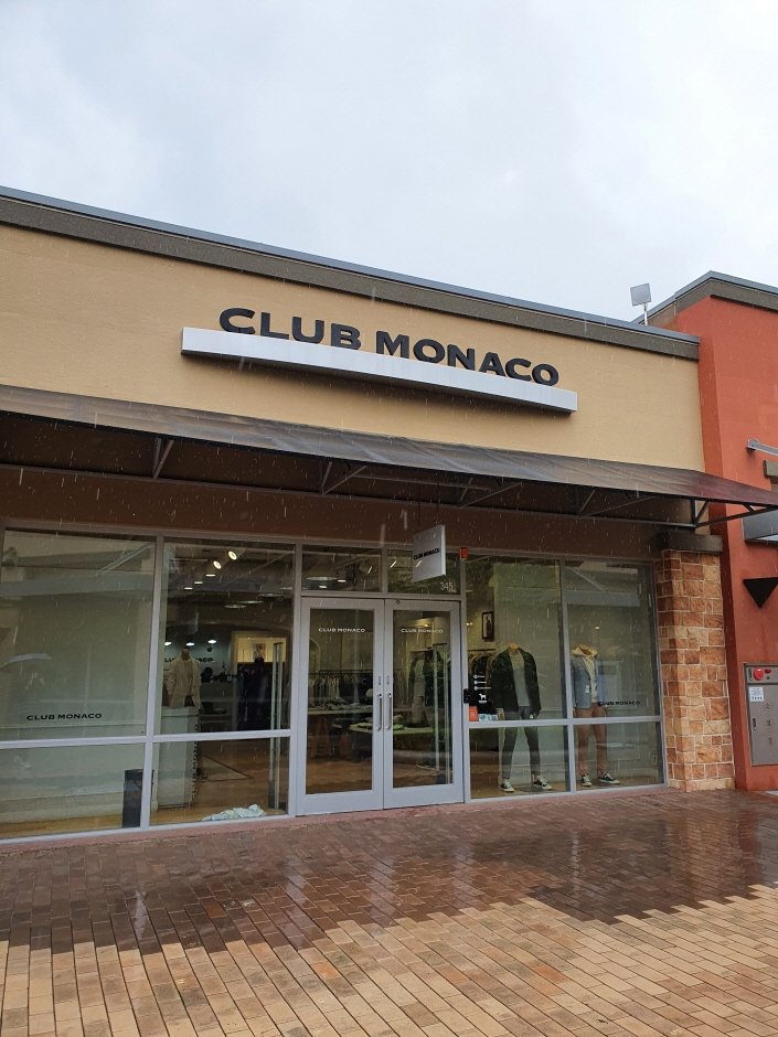 The Handsome Club Monaco – Shinsegae Yeoju Branch [Tax Refund Shop] (한섬 클럽모나코 신세계여주)