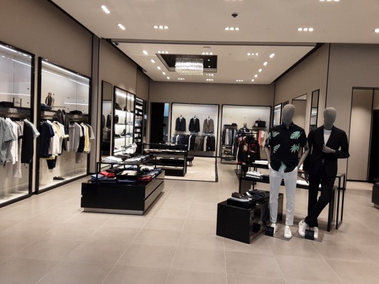 Hugo Boss – Starfield Hanam Branch [Tax Refund Shop] (휴고보스 스타필드 하남점)