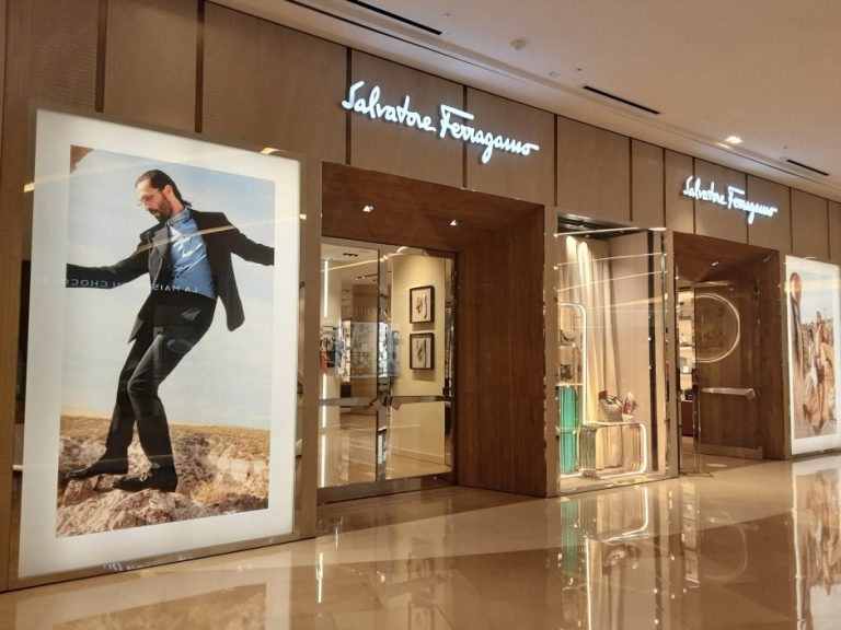 Ferragamo – Starfield Hanam Branch [Tax Refund Shop] (페레가모 스타필드 하남점)