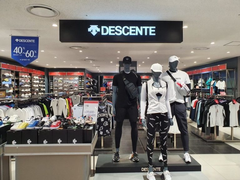 Descente – Lotte Gwangmyeong Branch [Tax Refund Shop] (데상트 롯데광명)