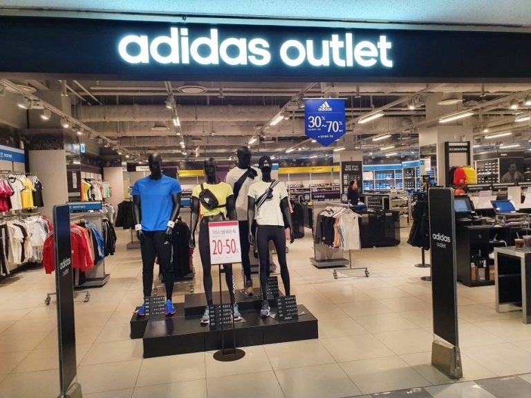 Adidas – Lotte Gwangmyeong Branch [Tax Refund Shop] (아디다스 롯데 광명점)
