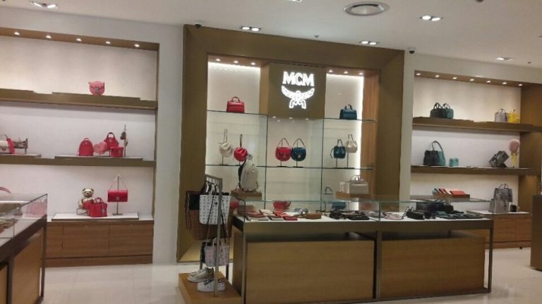 MCM [Tax Refund Shop] (Mcm)