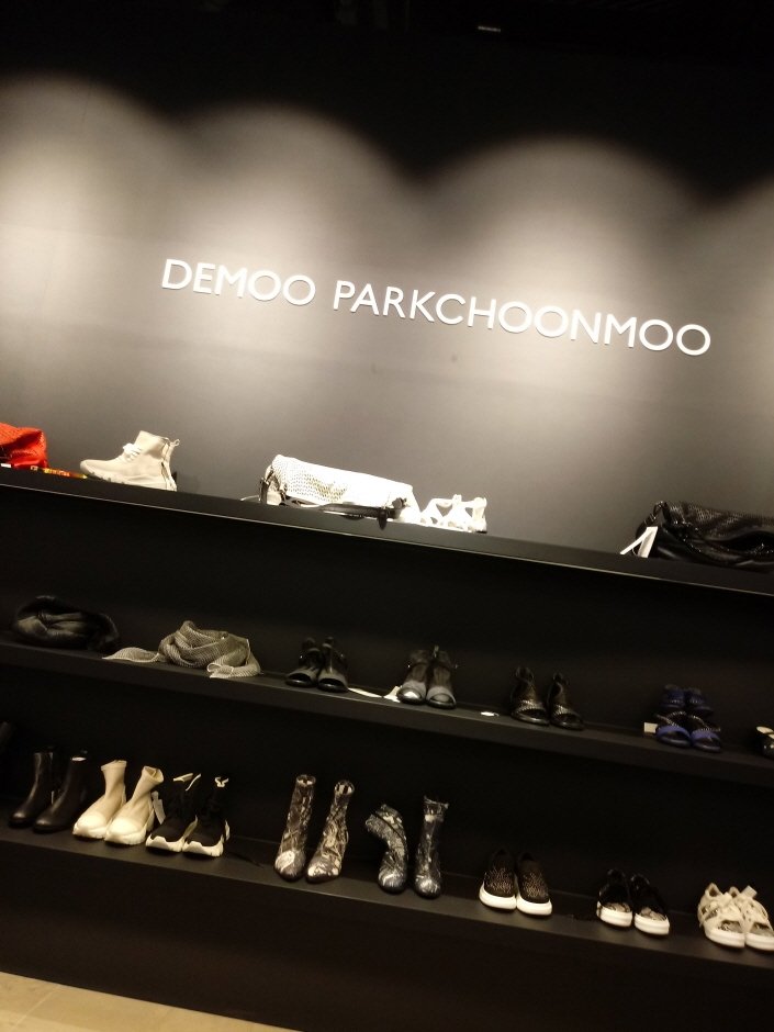 Demoo – Lotte Giheung Branch [Tax Refund Shop] (데무 롯데기흥)