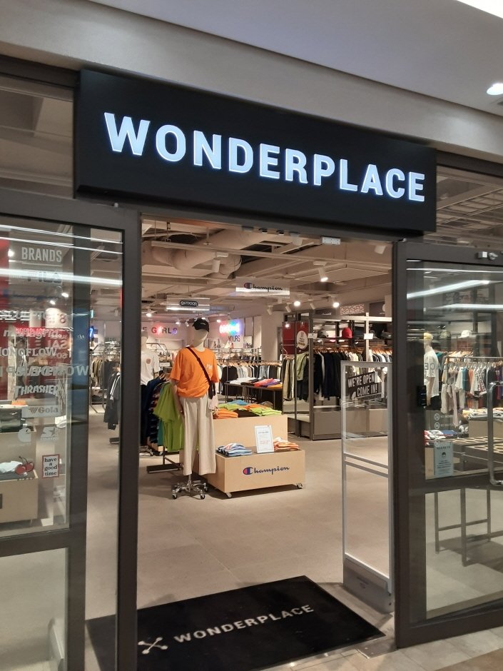 Wonder Place – Shinsegae Paju Branch [Tax Refund Shop] (원더플레이스 신세계파주)