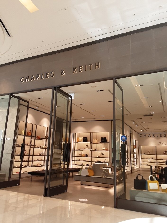 Charles & Keith – Starfield Hanam Branch [Tax Refund Shop] (찰스앤키스 스타필드하남)