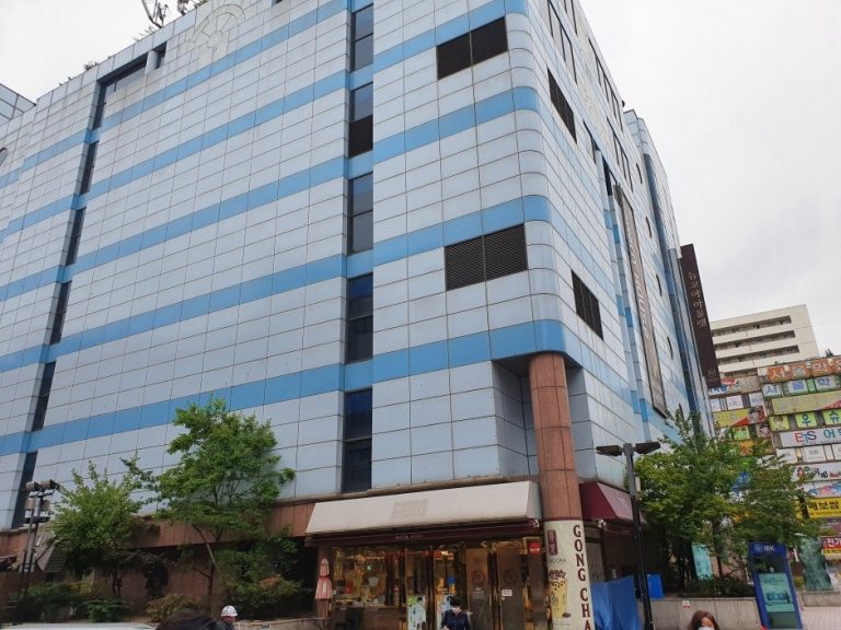 ER Newcore Outlets – Gwangmyeong Branch [Tax Refund Shop] (ER 뉴코아아울렛 광명)