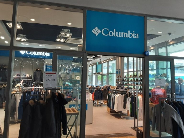 Columbia – Lotte Icheon Branch [Tax Refund Shop] (컬럼비아 롯데이천)
