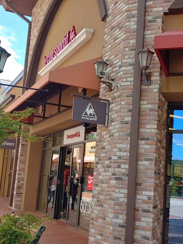 Le Coq Sportif – Lotte Giheung Branch [Tax Refund Shop] (르꼬끄 롯데기흥)