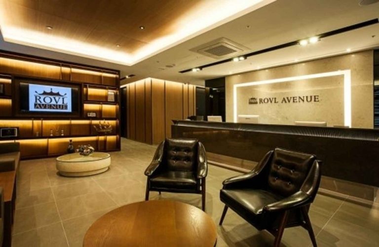 Rovl Avenue [Tax Refund Shop] (로블에비뉴의원)