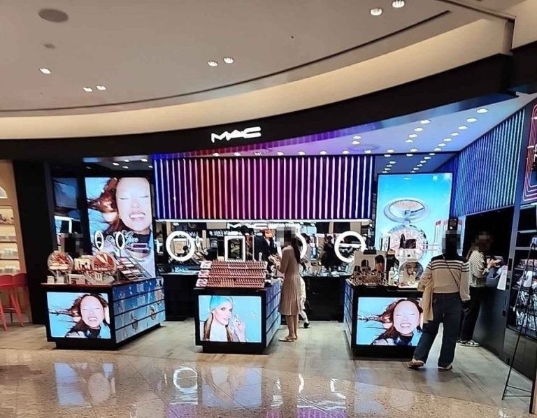 MAC [Tax Refund Shop] (맥)