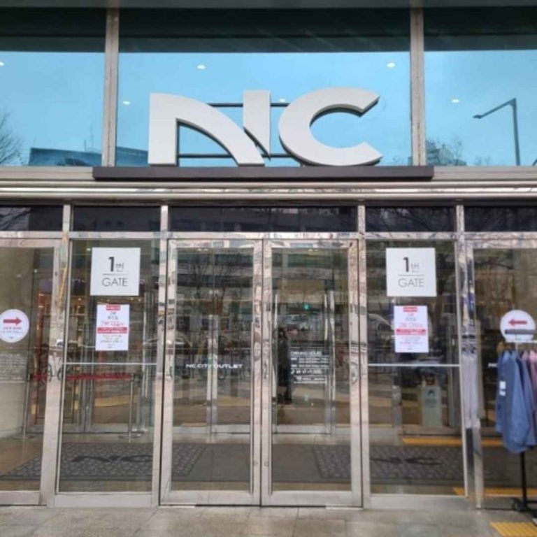 MLB [Tax Refund Shop] (엠엘비)