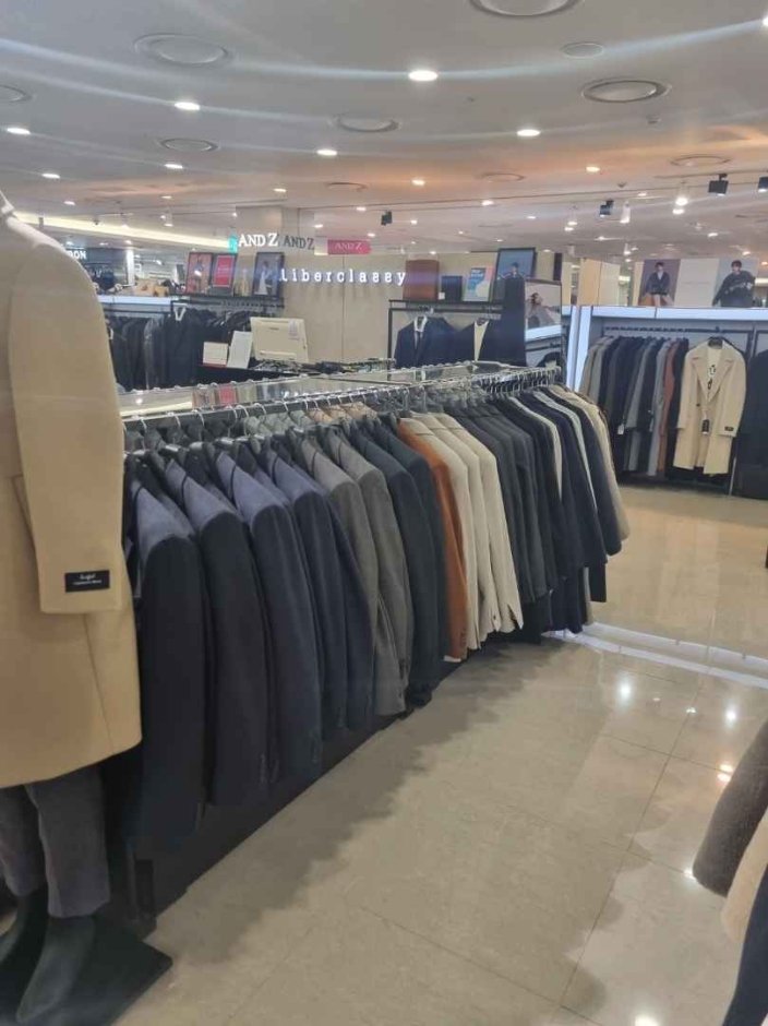 Liberclassy [Tax Refund Shop] (리버클래시)