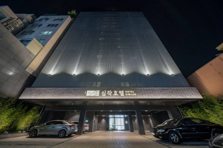 Simjak Hotel Dongtan (더휴식 심작호텔 동탄점)