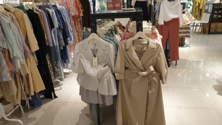 Daehyun Dewl – Lotte Seoul Station Branch [Tax Refund Shop] (대현 듀엘 롯데서울역)