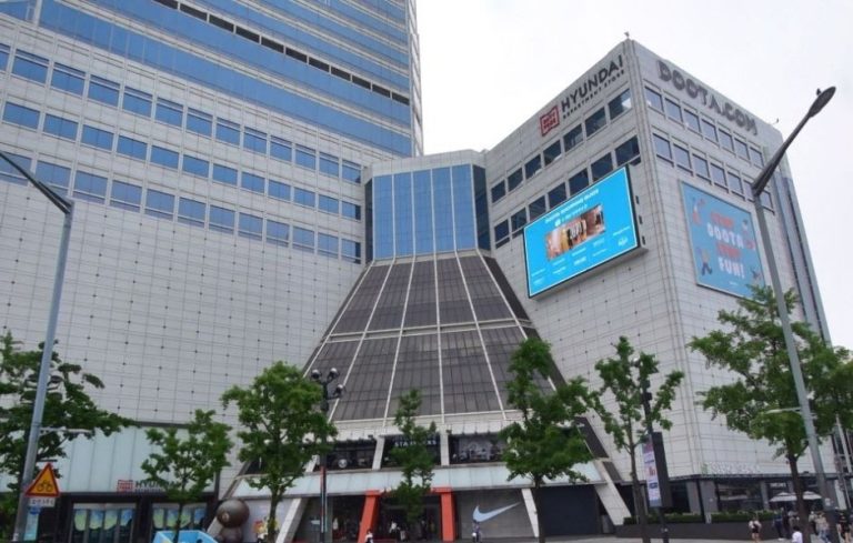 Skechers – Doota Branch [Tax Refund Shop] (스케쳐스 두타)