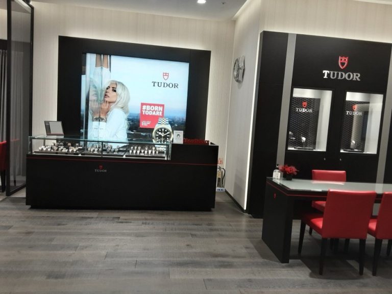 Now Watch – Lotte Avenuel Jamsil Branch [Tax Refund Shop] (나우워치 에비뉴엘잠실)