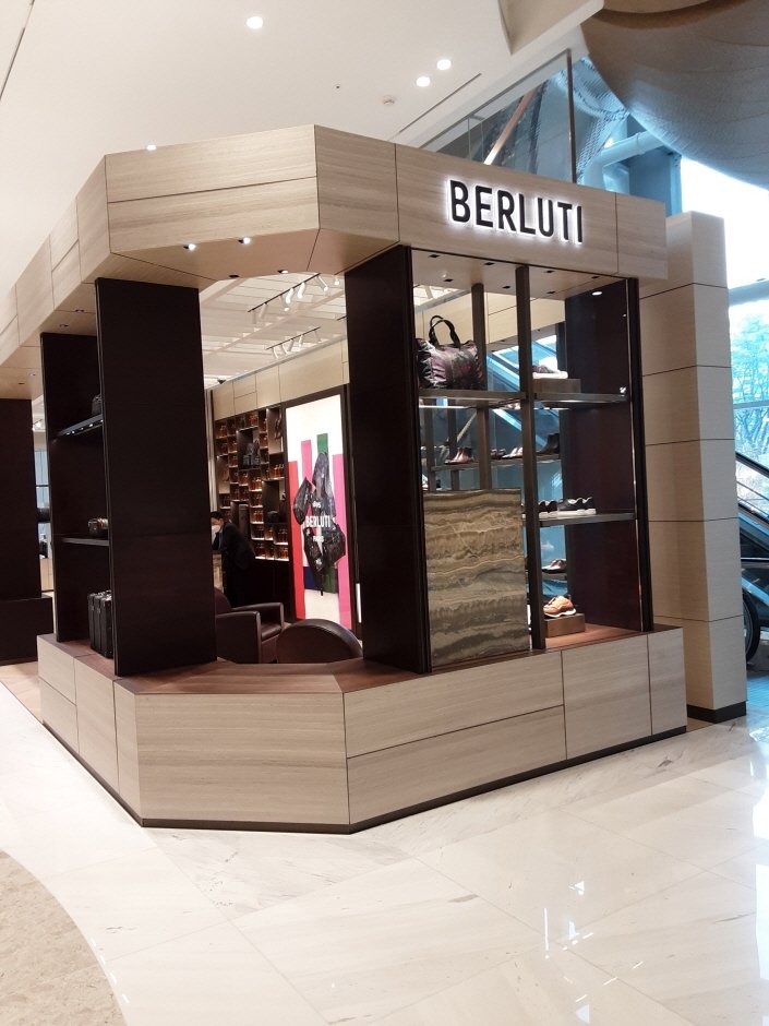 Berluti – Lotte Department Store Jamsil Avenuel Branch [Tax Refund Shop] (벨루티 롯데백화점 잠실 에비뉴엘)