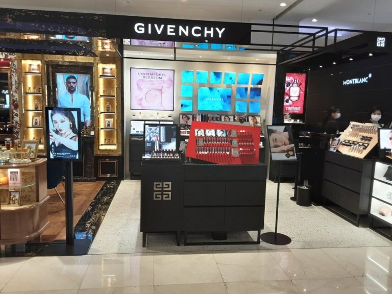 Givenchy – Lotte Jamsil Branch [Tax Refund Shop] (지방시 롯데잠실)