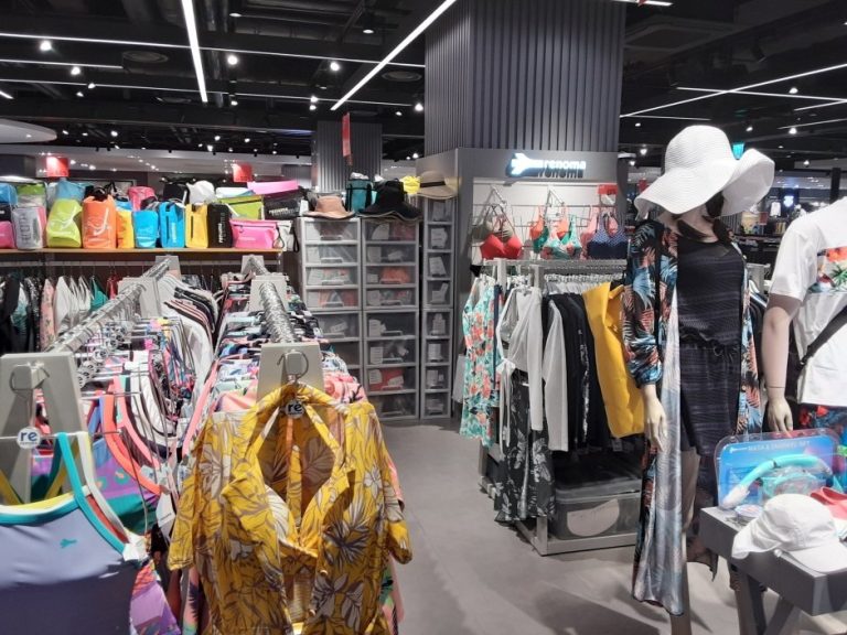 Renoma Swim & Gym – Hyundai Garden5 Branch [Tax Refund Shop] (레노마수영복 현대가든파이브)