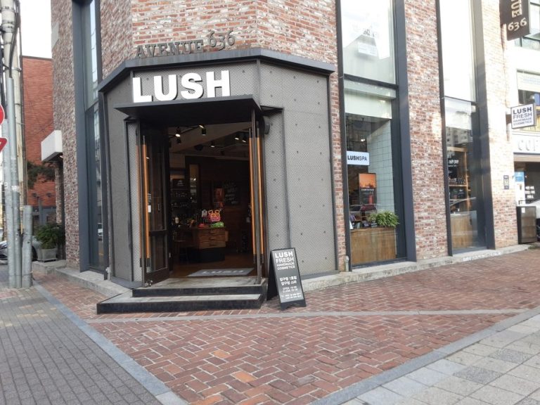 Lush Korea – Spa Branch [Tax Refund Shop] (㈜러쉬코리아 스파)