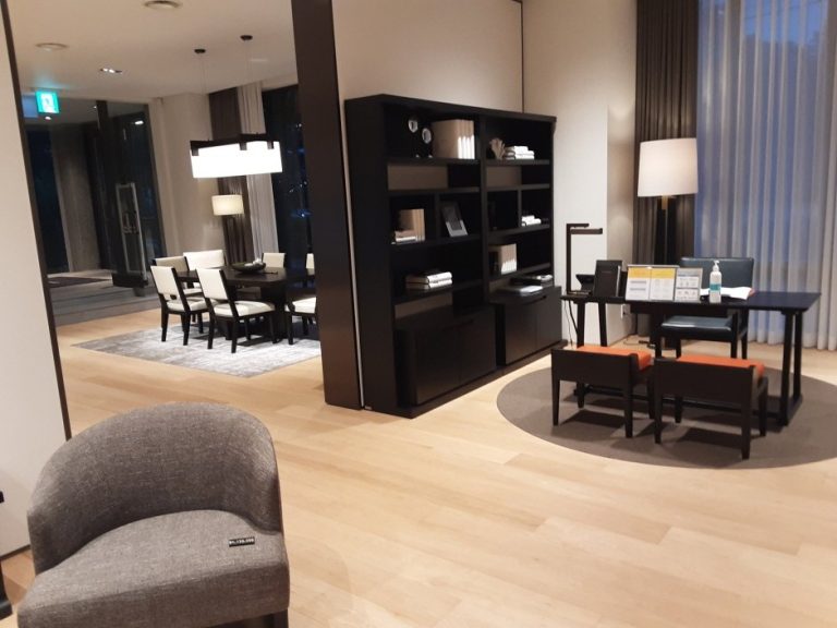 Casamia – Apgujeong Branch [Tax Refund Shop] (까사미아 압구정)