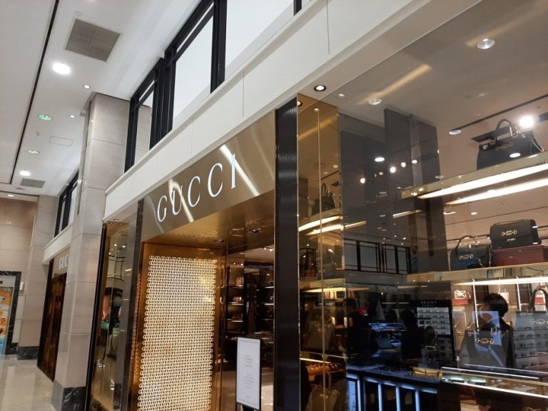 Gucci – Shinsegae Gangnam Branch [Tax Refund Shop] (구찌 신세계 강남점)