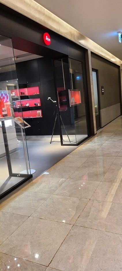 Leica Camera – Hyundai Trade Center Branch [Tax Refund Shop] (라이카카메라 현대무역)