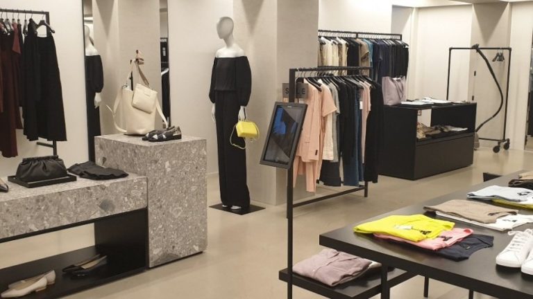 Theory – Hannam Branch [Tax Refund Shop] (띠어리 한남점)