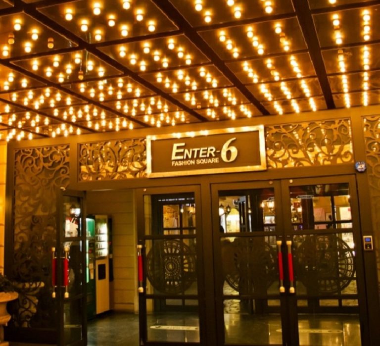 Enter 6 – Wangsimni Station Branch [Tax Refund Shop] (㈜엔터식스 왕십리역사점)