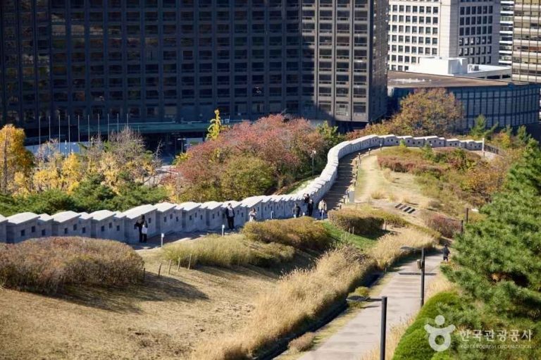 Hanyangdoseong Seoul City Wall Stamp Tour (서울 한양도성 순성길)