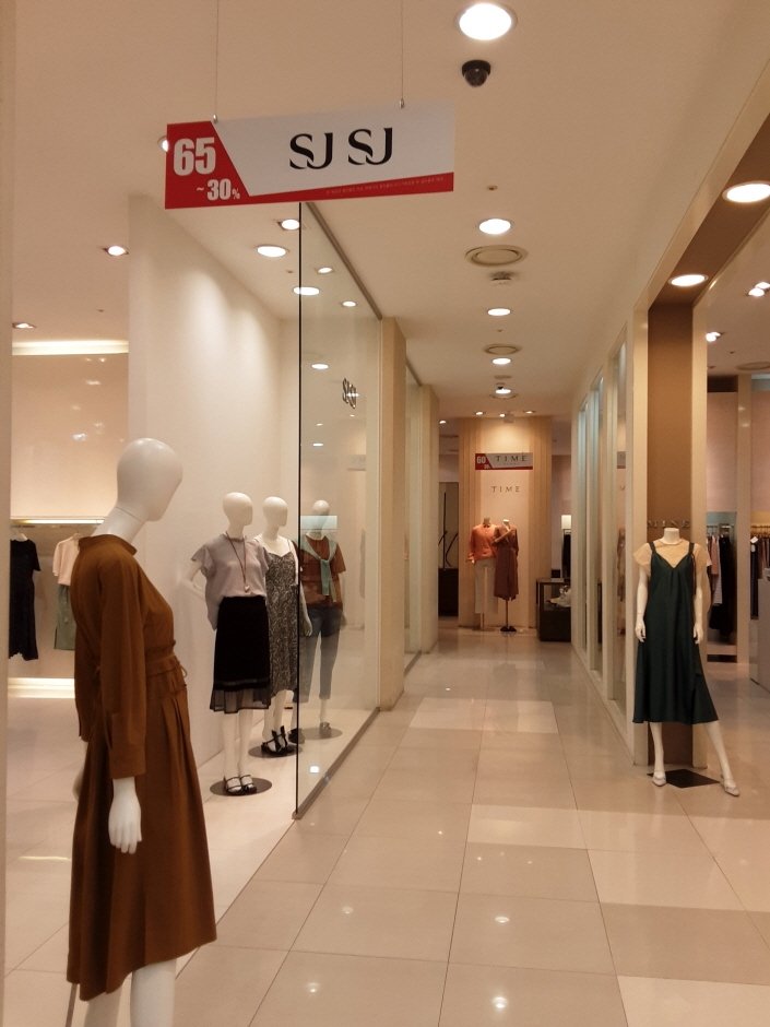 SJSJ – Hyundai Outlets Gasan Branch [Tax Refund Shop](SJSJ 현대아울렛 가산점)