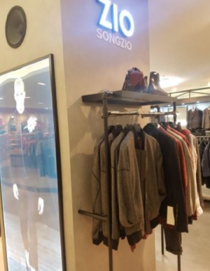 Zio Songzio – Hyundai Outlets Gasan Branch [Tax Refund Shop](지오송지오 현대아울렛 가산점)