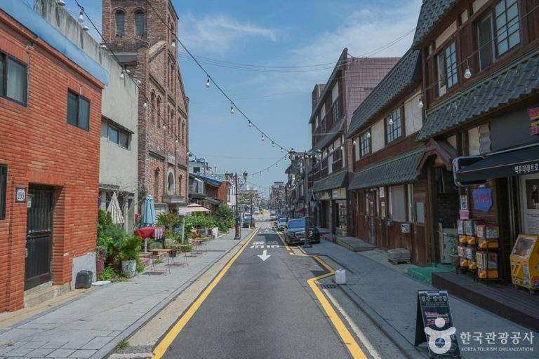 Incheon Japanese Street (인천일본풍거리)