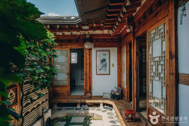 Inwoohouse [Korea Quality] / 인우하우스 [한국관광 품질인증]